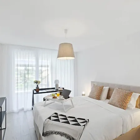 Olympia Homes Beautifully Furnished Flats Epalinges Exterior photo