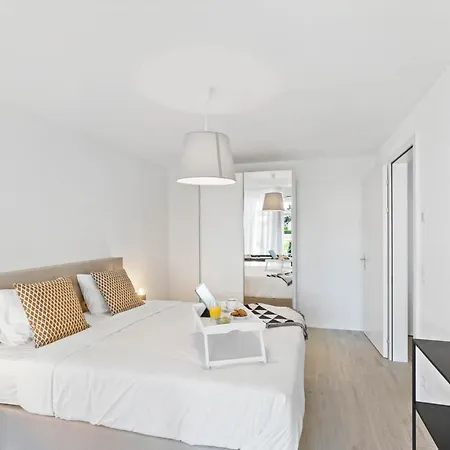 Olympia Homes Beautifully Furnished Flats Epalinges Exterior photo
