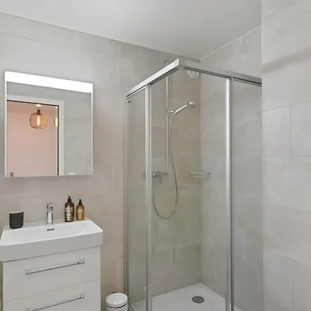 Olympia Homes Beautifully Furnished Flats Epalinges Exterior photo