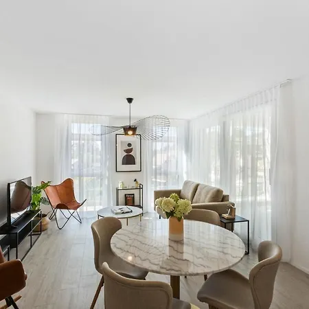 Olympia Homes Beautifully Furnished Flats Epalinges Exterior photo