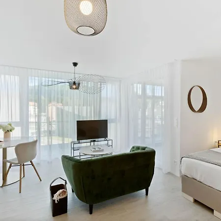 Olympia Homes Beautifully Furnished Flats Epalinges Exterior photo