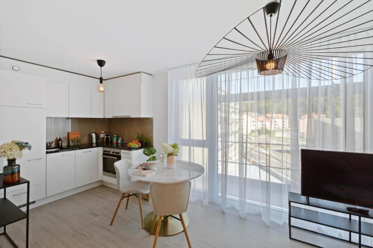 Olympia Homes Beautifully Furnished Flats Apartment *