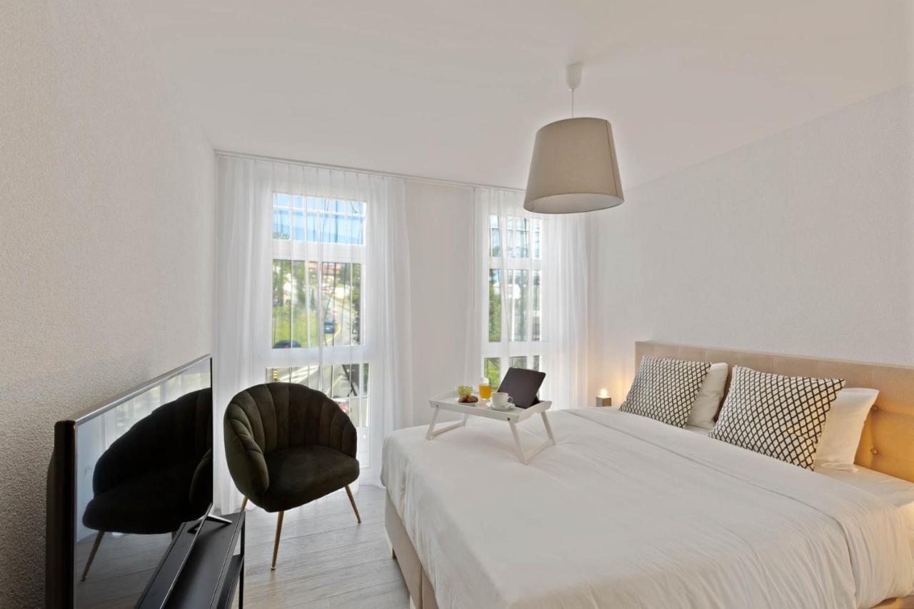 Olympia Homes Beautifully Furnished Flats *